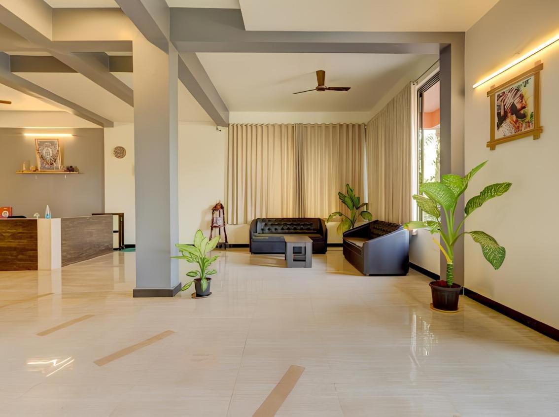 Hotel 7 Seas Vagator
